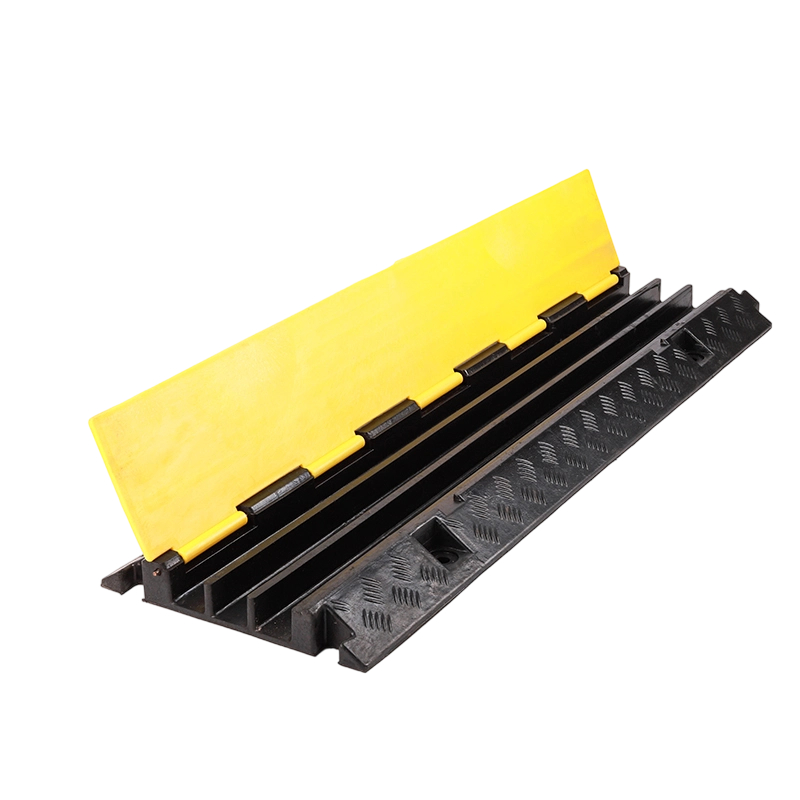 SH019-3S ゴム製ケーブルプロテクター