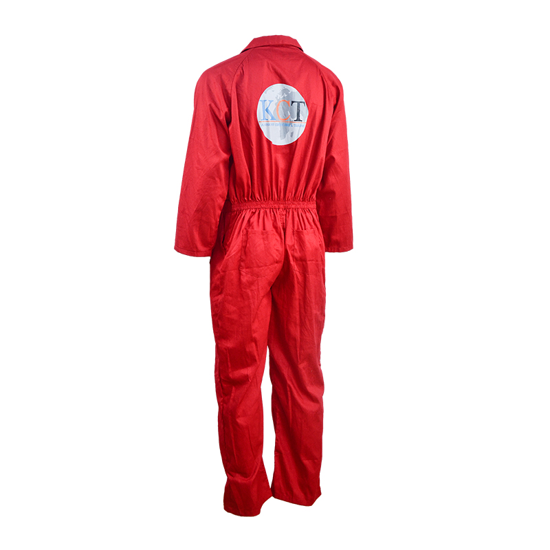 オールシーズン作業服はどのようにして作業者の快適さを犠牲にすることなく安全性を最大限に高めることができるのでしょうか?